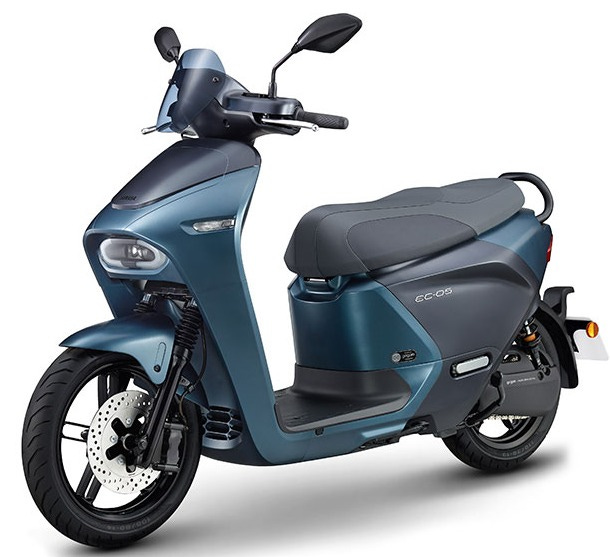 Yamaha Motor Launches EC-05 Electric Scooter in Taiwan, First Vehicle under  Strategy Aiming to Reduce CO2 Emissions by 50% - News releases | Yamaha  Motor Co., Ltd.